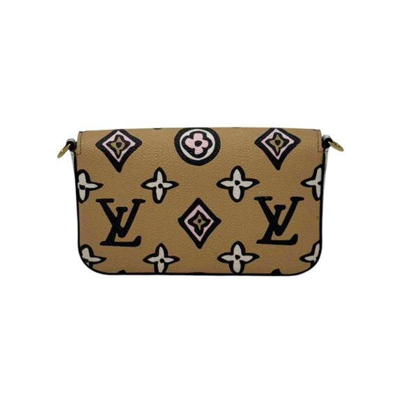 Louis Vuitton Monogram Wild At Heart Felicie Strap & Go Arizona Creme - Picture 3 of 6